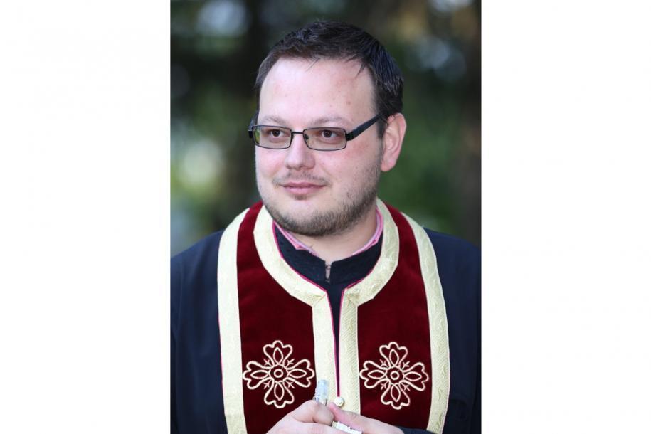Preotul Marius-Ionuț Tabarcea